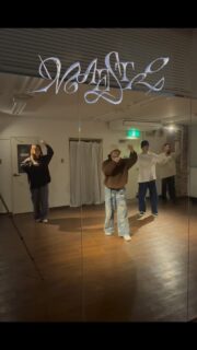 SEVENTEEN / MAESTRO

【社会人ダンスサークルVROOM】
毎週水曜・土曜 20時〜 @千葉駅
体験はDMまで💌
#dancecover #千葉市 #ダンス #社会人サークル #社会人ダンスサークル #メンバー募集中